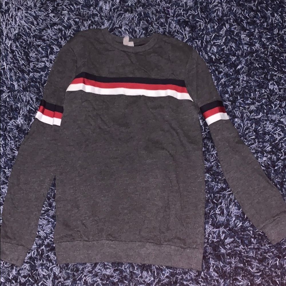 Women’s long sleeve top with stripe design